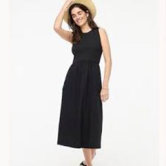 Dresses & Skirts - Reitmans medium Chic Black Midi Dress